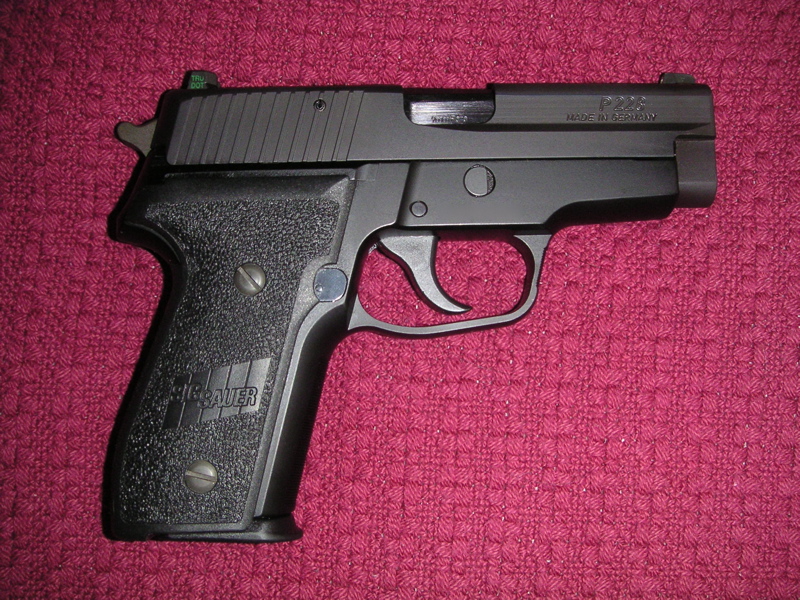 Pic of Sig P228