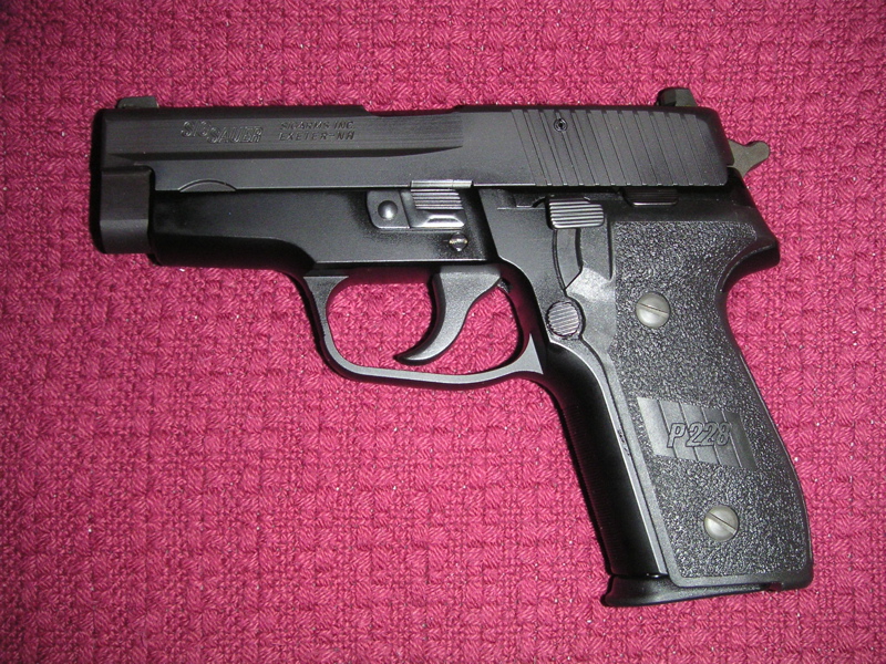 Pic of Sig P228