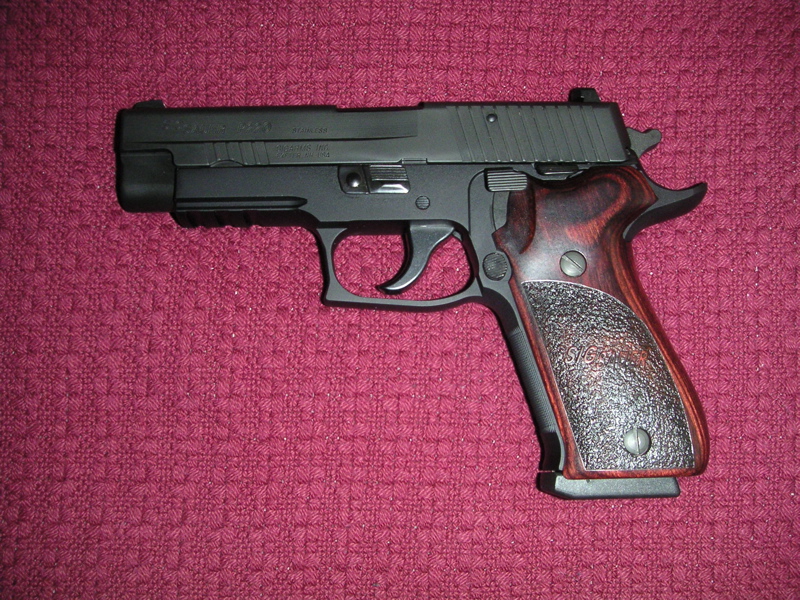 Pic of Sig P220R Elite