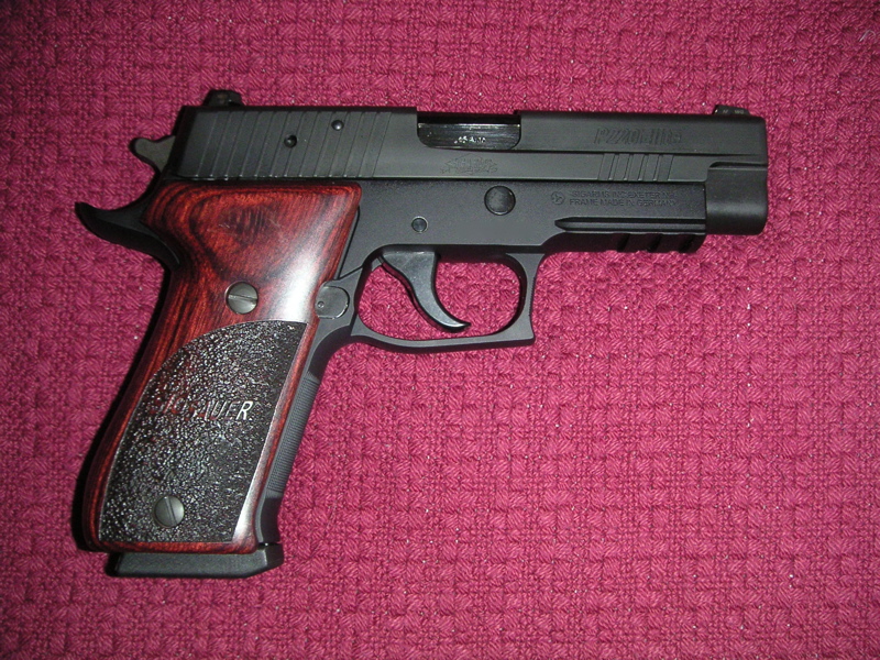Pic of Sig P220R Elite